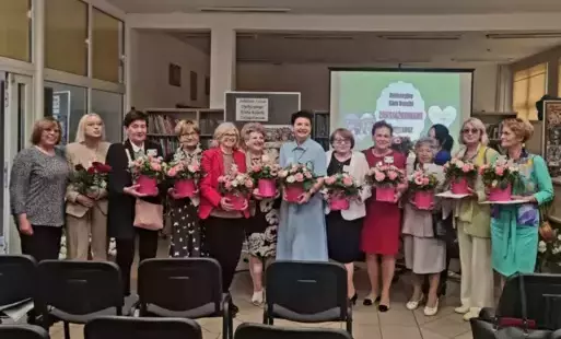 Zdjęcie do JUBILEUSZ 5-LECIA DKK &quot;ZAKSIĄŻKOWANE&quot;